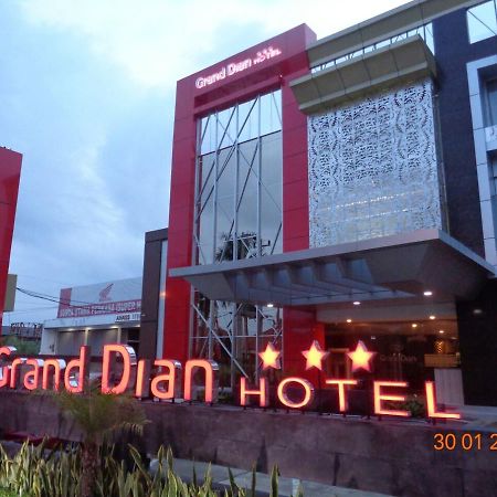 Grand Dian Hotel Slawi Tegal  Ngoại thất bức ảnh