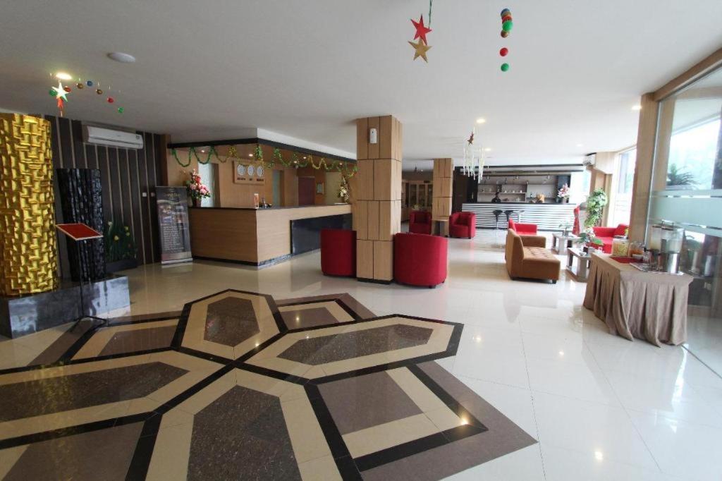 Grand Dian Hotel Slawi Tegal  Ngoại thất bức ảnh