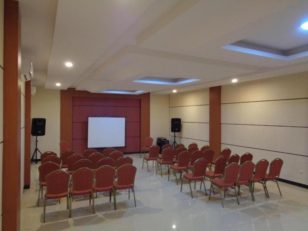 Grand Dian Hotel Slawi Tegal  Ngoại thất bức ảnh