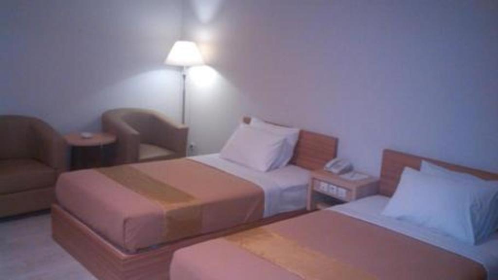 Grand Dian Hotel Slawi Tegal  Ngoại thất bức ảnh