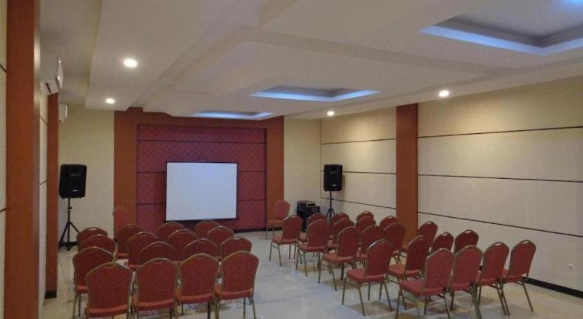 Grand Dian Hotel Slawi Tegal  Ngoại thất bức ảnh